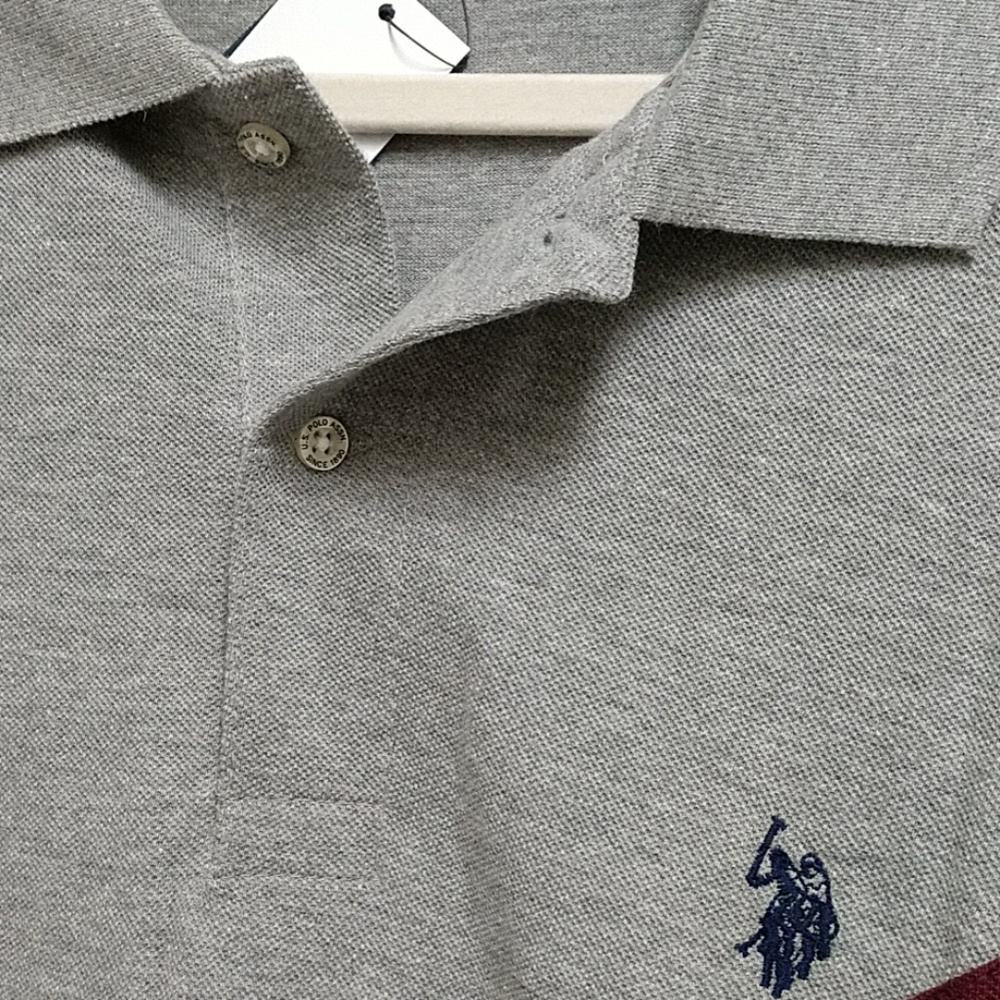 US Polo Assn 2-button Polo shirt. NWT - Picture 5 of 8